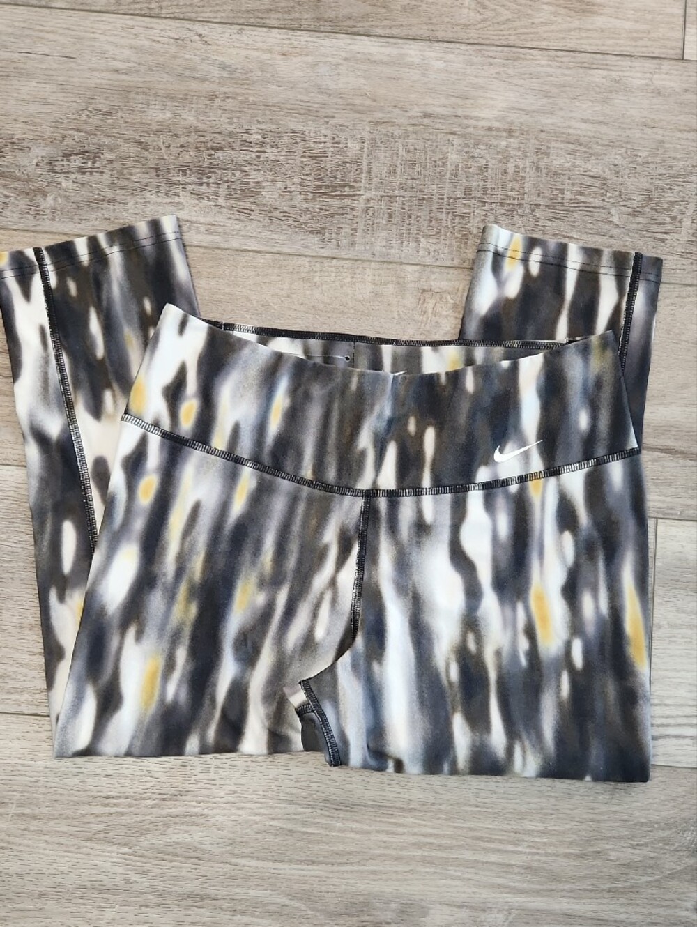 Nike Abstract Print Capri Leggings - Gray, White & Yellow Accents - Picture 3 of 7